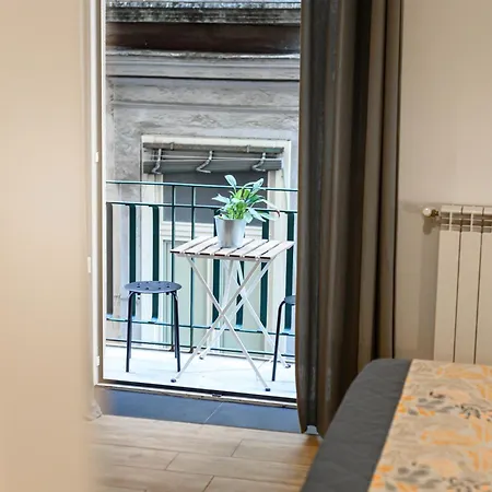 Ecosuite Spaccanapoli Konukevi