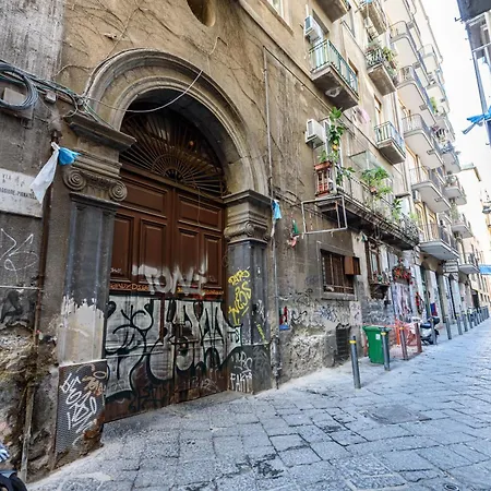 Ecosuite Spaccanapoli Konukevi Napoli