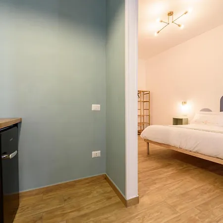 Ecosuite Spaccanapoli Konukevi 3*