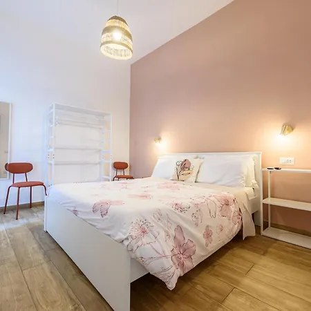 Pensjonat Ecosuite Spaccanapoli 4*